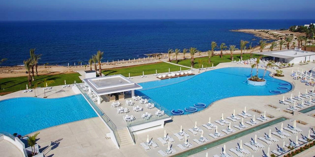 King Evelthon Beach Hotel And Resort